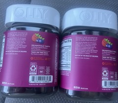 OLLY Women’s Multi Vitamin Gummies Blissful Berry 130ct ,(2 packs)EXP:04SEP 2027
