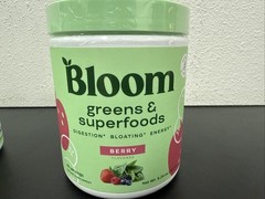 Bundle Of 2 Bloom Nutrition Greens & Superfoods Berry Expired 10/25